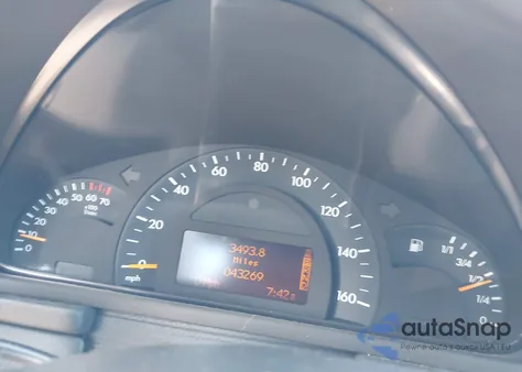 2004 Mercedes-Benz C 230 Kompressor Sport/Sport из США, поврежденный, VIN WDBRF40J24F479559